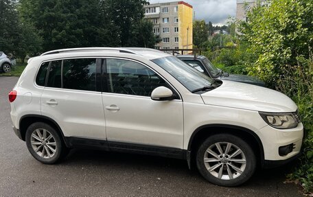 Volkswagen Tiguan I, 2011 год, 1 530 000 рублей, 5 фотография