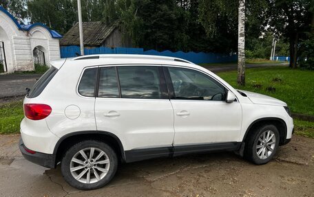 Volkswagen Tiguan I, 2011 год, 1 530 000 рублей, 2 фотография