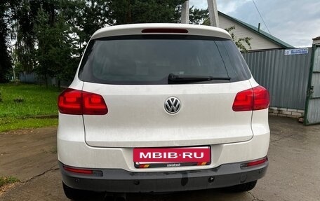 Volkswagen Tiguan I, 2011 год, 1 530 000 рублей, 4 фотография