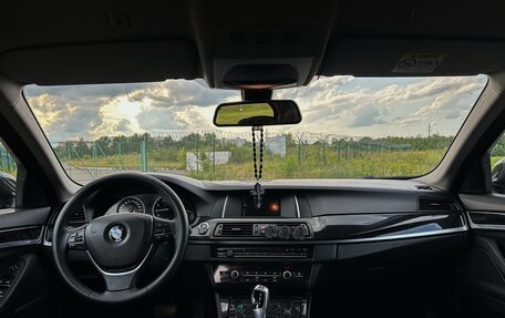 BMW 5 серия, 2014 год, 2 100 000 рублей, 17 фотография