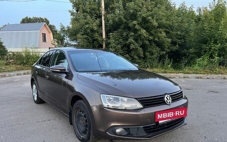 Volkswagen Jetta VI, 2012 год, 980 000 рублей, 7 фотография