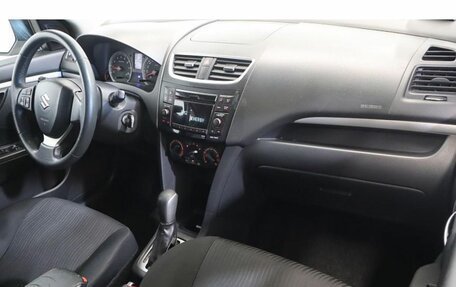 Suzuki Swift IV, 2011 год, 750 000 рублей, 5 фотография