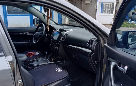 KIA Sorento II рестайлинг, 2015 год, 1 750 000 рублей, 13 фотография