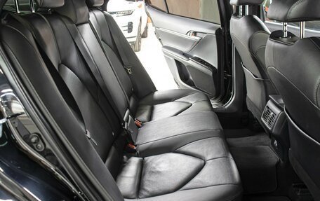 Toyota Camry, 2021 год, 3 098 000 рублей, 12 фотография