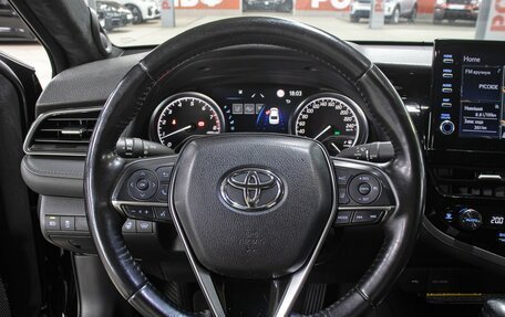 Toyota Camry, 2021 год, 3 098 000 рублей, 17 фотография