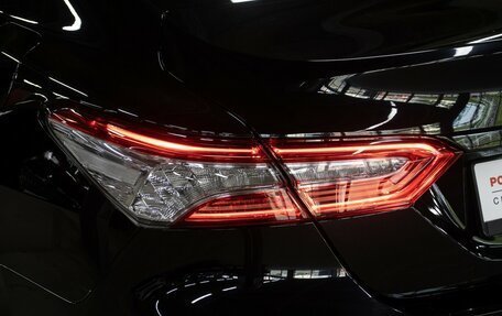 Toyota Camry, 2021 год, 3 098 000 рублей, 24 фотография