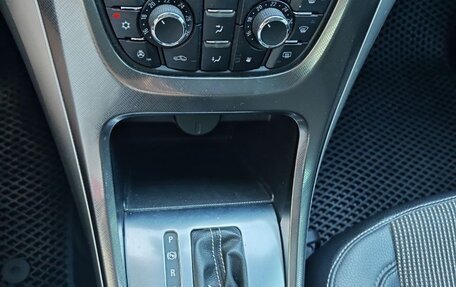 Opel Astra J, 2011 год, 735 000 рублей, 11 фотография