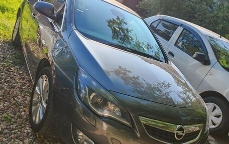Opel Astra J, 2011 год, 735 000 рублей, 38 фотография