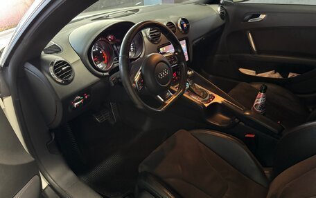 Audi TT, 2010 год, 1 700 000 рублей, 6 фотография