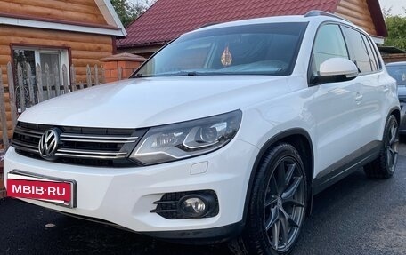 Volkswagen Tiguan I, 2012 год, 1 650 000 рублей, 4 фотография