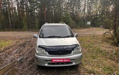 Toyota Raum I, 1999 год, 390 000 рублей, 1 фотография