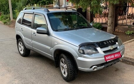 Chevrolet Niva I рестайлинг, 2013 год, 570 000 рублей, 2 фотография