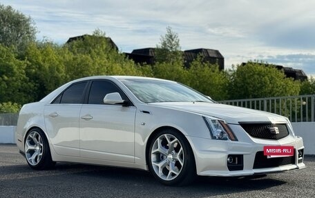 Cadillac CTS II, 2008 год, 1 850 000 рублей, 8 фотография