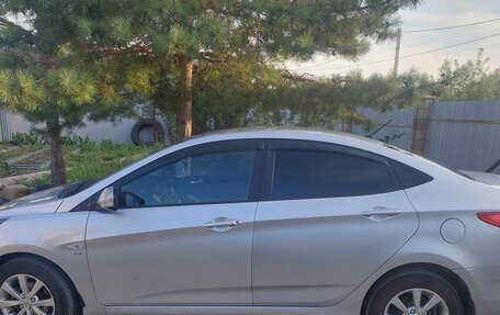 Hyundai Solaris II рестайлинг, 2011 год, 710 000 рублей, 9 фотография