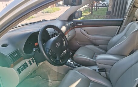 Toyota Avensis III рестайлинг, 2007 год, 690 000 рублей, 12 фотография