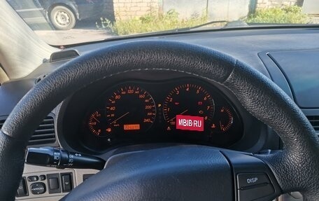 Toyota Avensis III рестайлинг, 2007 год, 690 000 рублей, 10 фотография