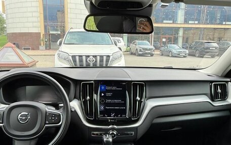 Volvo XC60 II, 2019 год, 3 450 000 рублей, 4 фотография
