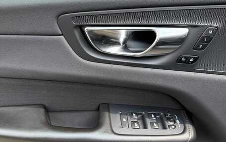 Volvo XC60 II, 2019 год, 3 450 000 рублей, 32 фотография