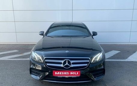 Mercedes-Benz E-Класс, 2018 год, 2 700 000 рублей, 2 фотография