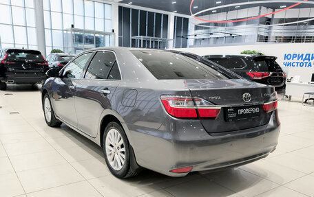 Toyota Camry, 2015 год, 2 150 000 рублей, 11 фотография