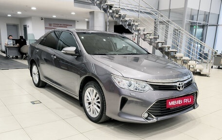 Toyota Camry, 2015 год, 2 150 000 рублей, 7 фотография