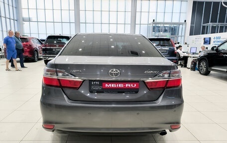 Toyota Camry, 2015 год, 2 150 000 рублей, 10 фотография