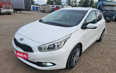 KIA cee'd III, 2015 год, 1 100 000 рублей, 2 фотография