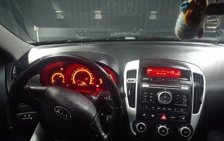 KIA cee'd I рестайлинг, 2010 год, 690 000 рублей, 13 фотография