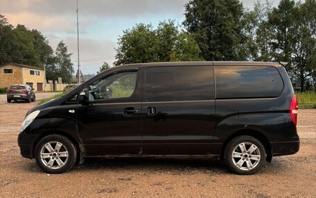 Hyundai Grand Starex Grand Starex I рестайлинг 2, 2009 год, 850 000 рублей, 3 фотография