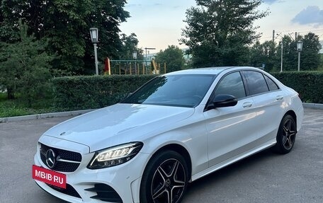 Mercedes-Benz C-Класс, 2019 год, 4 000 000 рублей, 8 фотография