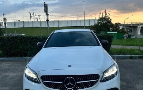 Mercedes-Benz C-Класс, 2019 год, 4 000 000 рублей, 2 фотография