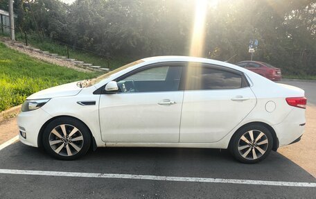 KIA Rio III рестайлинг, 2015 год, 900 000 рублей, 2 фотография