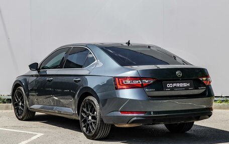 Skoda Superb III рестайлинг, 2019 год, 1 990 000 рублей, 2 фотография