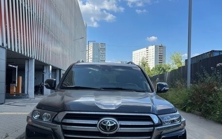Toyota Land Cruiser 200, 2020 год, 12 500 000 рублей, 2 фотография