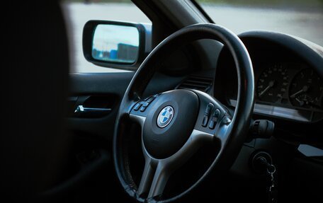 BMW 3 серия, 2002 год, 950 000 рублей, 24 фотография