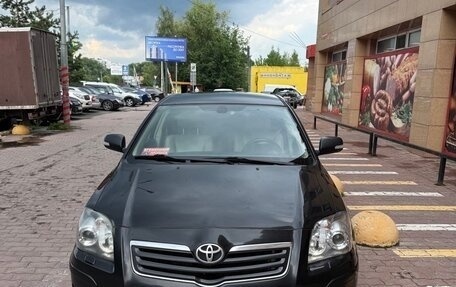 Toyota Avensis III рестайлинг, 2006 год, 1 100 000 рублей, 2 фотография