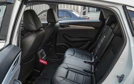 Haval F7x I, 2022 год, 2 280 000 рублей, 11 фотография