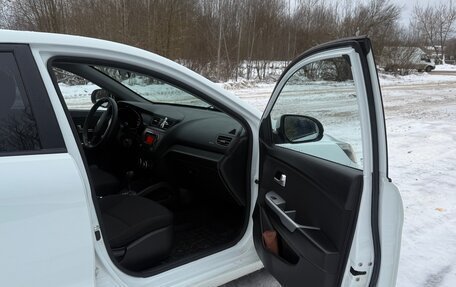 KIA Rio III рестайлинг, 2013 год, 898 000 рублей, 9 фотография