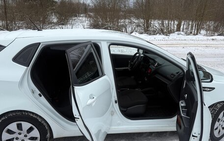 KIA Rio III рестайлинг, 2013 год, 898 000 рублей, 20 фотография