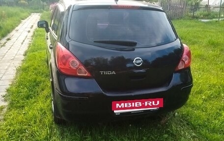 Nissan Tiida, 2011 год, 600 000 рублей, 15 фотография