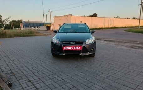 Ford Focus III, 2013 год, 930 000 рублей, 2 фотография
