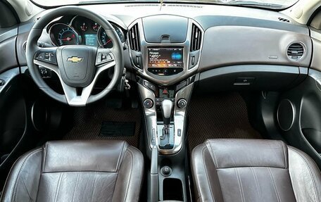 Chevrolet Cruze II, 2013 год, 980 000 рублей, 12 фотография