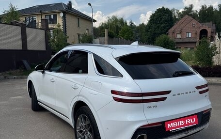 Genesis GV70, 2021 год, 4 800 000 рублей, 3 фотография