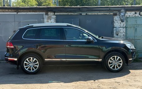Volkswagen Touareg III, 2017 год, 2 585 000 рублей, 4 фотография