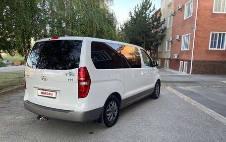 Hyundai H-1 II рестайлинг, 2018 год, 2 765 000 рублей, 6 фотография