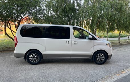 Hyundai H-1 II рестайлинг, 2018 год, 2 765 000 рублей, 7 фотография