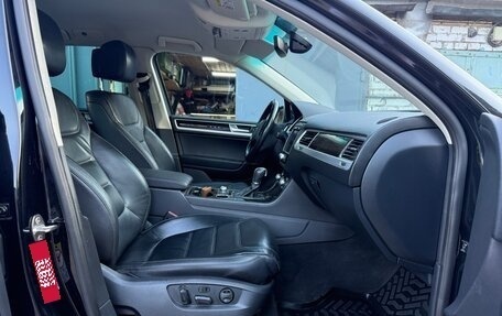 Volkswagen Touareg III, 2017 год, 2 585 000 рублей, 21 фотография