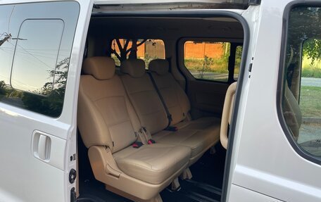 Hyundai H-1 II рестайлинг, 2018 год, 2 765 000 рублей, 13 фотография