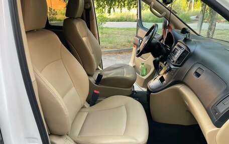 Hyundai H-1 II рестайлинг, 2018 год, 2 765 000 рублей, 17 фотография