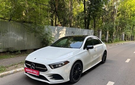 Mercedes-Benz A-Класс, 2021 год, 3 250 000 рублей, 2 фотография